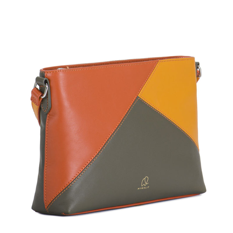 E/W Cross Body Bag Lucca side